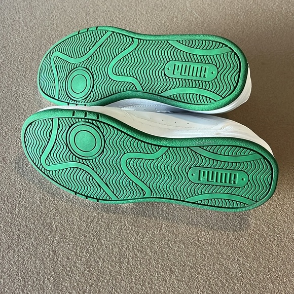 PUMA Court Classy Sneaker- Color: Puma White-Archive Green-Gold -Size 6 - Picture 8 of 9